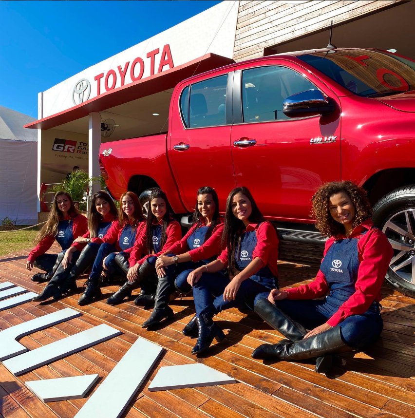 Toyota Hilux — Expointer